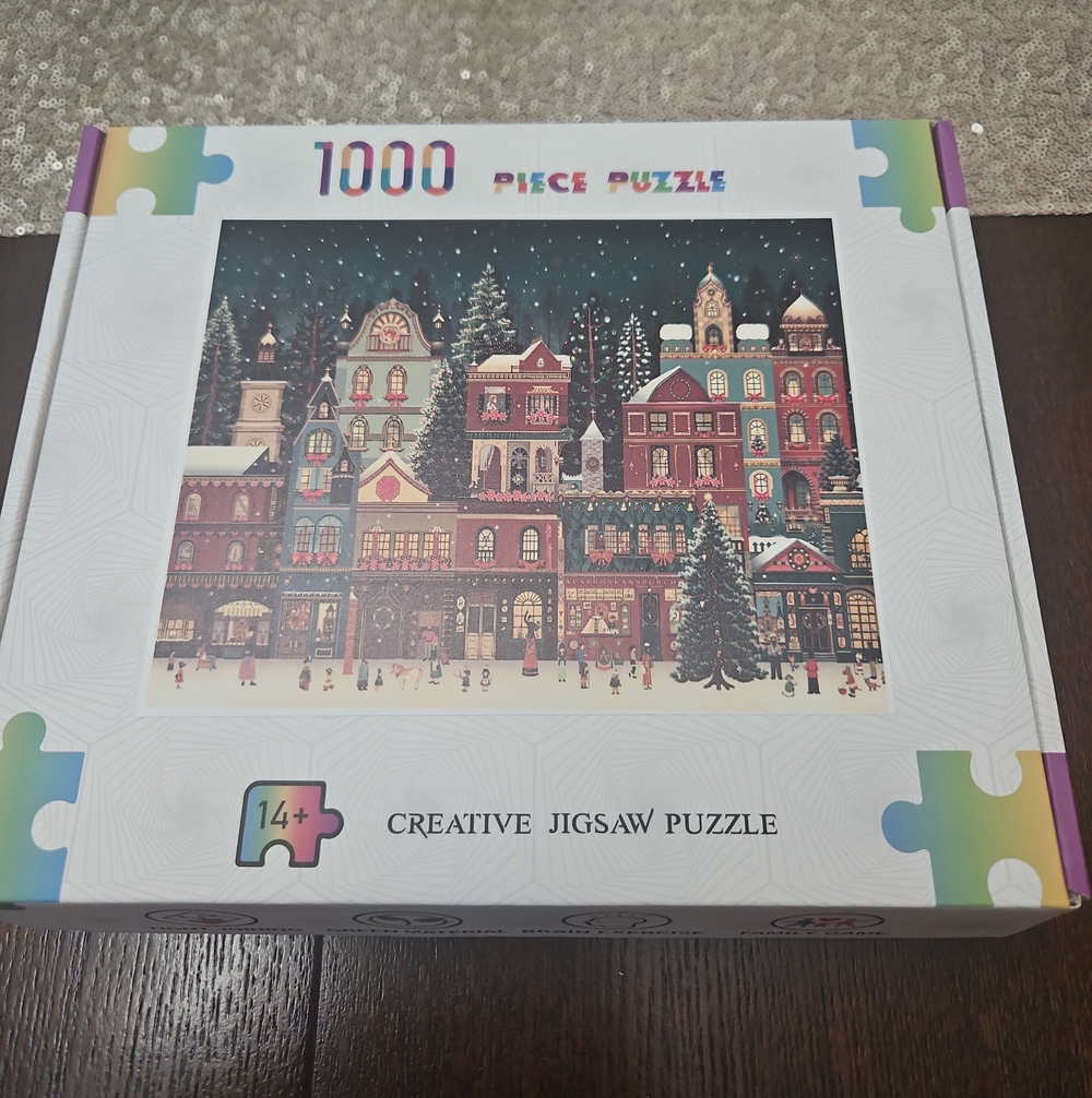 1000-Piece Winter Village Jigsaw Puzzle - Used